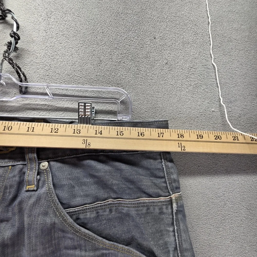 Levis 11715 important